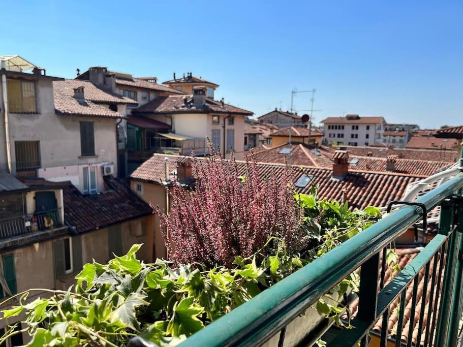 2-Bedroom Flat In The Heart Of Bergamo City Centre Экстерьер фото